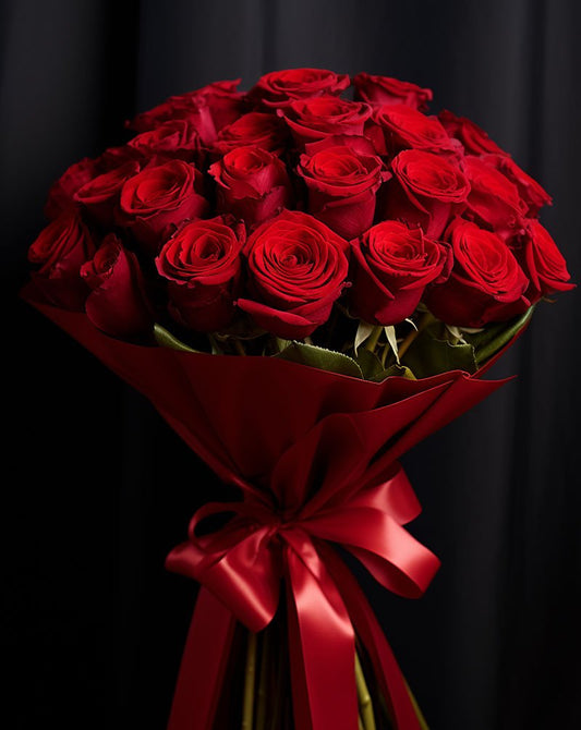 Bouquet RossoAmore: 24 Rose Inebrianti - BD FIORISTA
